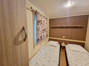 Campings Camp des Gorges - Camping Nature : photos des chambres