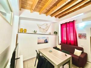 Carrettieri 9 Apartment