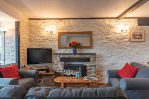 Dunkery Cottage Wheddon Cross