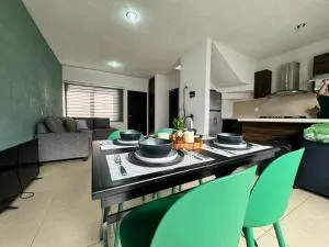 Casa en Fraccionamiento Privado - Lázaro Cárdenas