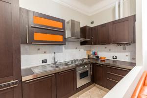 GuestHost -Oronzo Apartment Washington