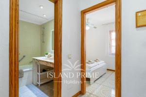 Garden Relax with Heated Pool Views FC15