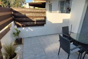 Rhodes Gardens Apartment