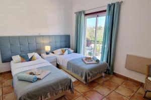 Jasmine apartment next to Meia Praia Beach