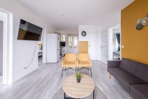 Appartements FafaT5 Disney Paris 8voyageurs jardin parking WiFi : photos des chambres