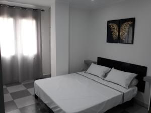 Immeuble Thala Tigzirt appart 90m avec 2h de piscine privée