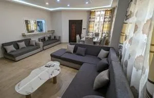 Clarisse Lodge - Amokwi