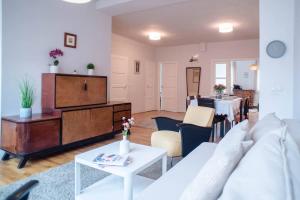 Stylish and comfy apartment for 6 guests