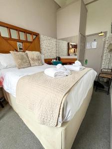 Superior Double Room room in Brunswick Square Hotel