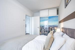 Central - NEW - Cozy Stay