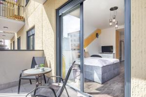 Modern Comfy Stay next to the River