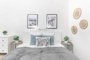 Ultra central modern home for 3 guests