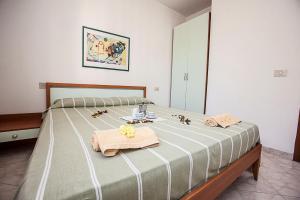 Seaside happiness flat with shared pool - Beahost