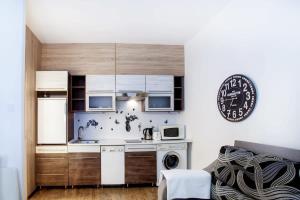 Very central, comfy studio