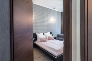 Extra Central and NEW Studio