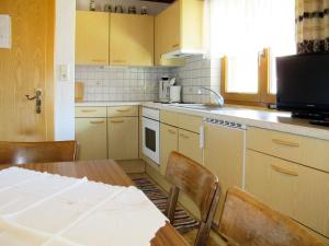 Apartment Schusterhäusl-3 by Interhome