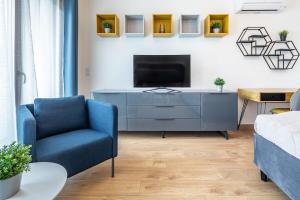 Brand new central flat