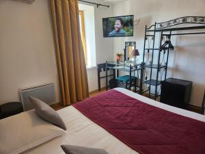 Hotels Le Val d'Amby : Chambre Double Standard - Non remboursable