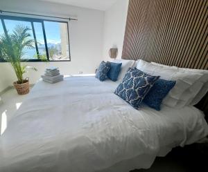 Marbella Beachfront Apartment (434C Skol)