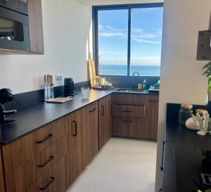 Marbella Beachfront Apartment (434C Skol)