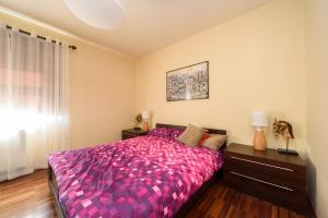 Podróżniczy apartament od dziedzińca, parking, Rynek 700 m