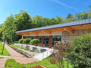 Ośrodek Szkoleniowo-Wypoczynkowy "Leśnik"