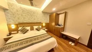 Hotel GRT Square - Tadas