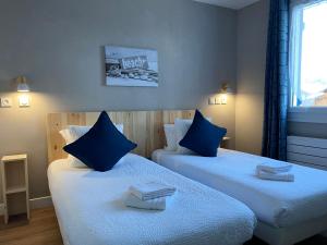 Hotels Logis Hotel Emeraude des Bois : photos des chambres