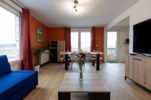 Appartements Hebergement refait a neuf, Vue panoramique cathedrale : photos des chambres