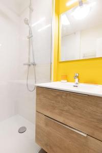 Appartements Hebergement refait a neuf, Vue panoramique cathedrale : photos des chambres