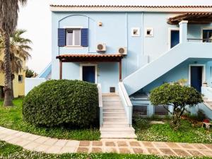 Corfiot Maisonette with shared Pool - Govino Bay
