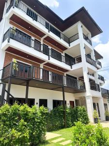 Botanic Boutique Hotel Surin Beach