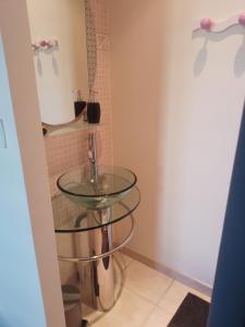 Sejours chez l'habitant chambre carentan les marais aux calme tres reposant : photos des chambres