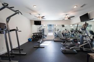 Paradise Getaway at 30A - 3BD & 3BA-4 Min Walk to beach - Pool - Gym