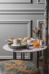 Hotels Hotel Singulier Bordeaux - Boutique Hotel & Spa Anne Semonin : Chambre Double Deluxe avec Balcon