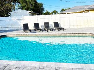 Stylish 3 Bed/3 Bath Retreat Near Beach w/ Pool