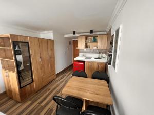 Bienesweb Apartamentos Conquistador Premium