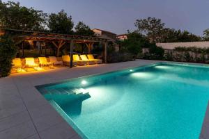 Holiday home in Radovani - Istrien 49822 
