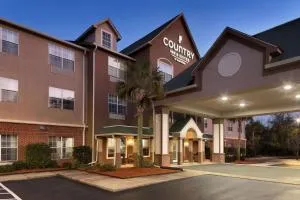 Country Inn & Suites by Radisson, Brunswick I-95, GA - Townsend