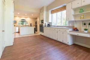 Royal in Columbus- Midtown Columbus Castle