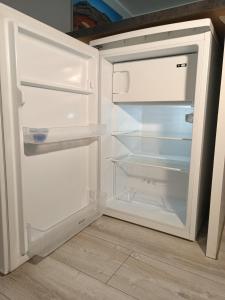 WRN APARTAMENTY - silver