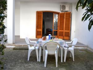 Nami holiday home for six guests with outdoor space - 4hvězdičkové hotely ve městě San Foca