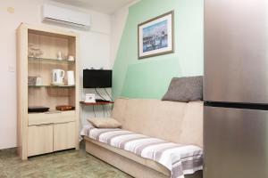 Apartments by the sea Drage, Biograd - 19189