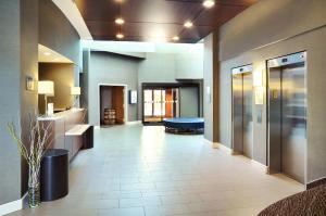 Holiday Inn Hotel & Suites London by IHG