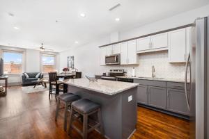 obrázek - Brand new luxury 2BR loft in downtown Johnson City