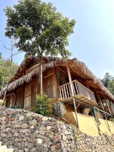 Ke Mountain and Lake Retreat