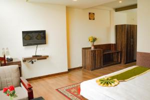 Kingston by Yagi, 600 meters from M G Marg Gangtok