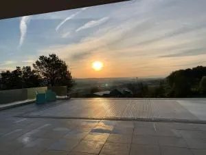 Deluxe Doppelzimmer mit Pool und Aussicht - Oetwil an der Limmat