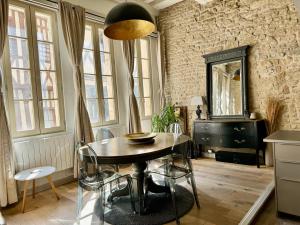 Centre historique de Dijon "Le Lion des Ducs" et "Le Lion des Ducs with Terrace"