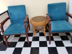 Room 7 - Studio in a villa 5mn walk from the Royal Palace with swimming pool